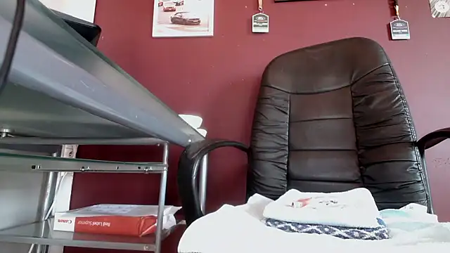 Snapshot of riverside197575 chatting on 02-08-26, 12:58 riverside197575 online show from 02-08-26, 12:58