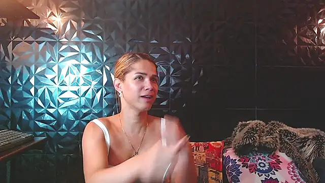 PINK  LOLA1 online show from 06-05-26, 12:04
