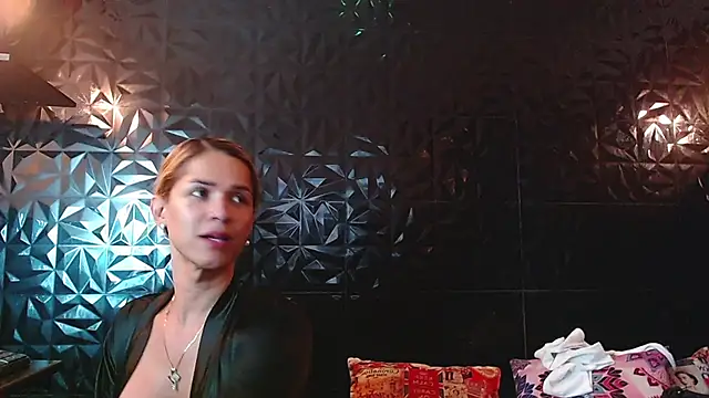 PINK  LOLA1 online show from 06-12-26, 10:29