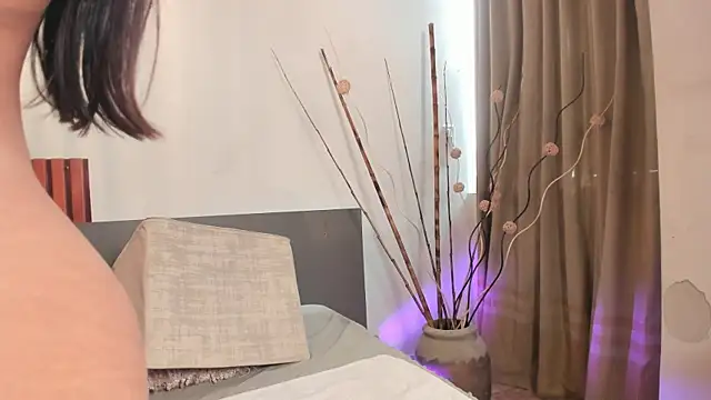 Christy Sea online show from 05-11-26, 02:45