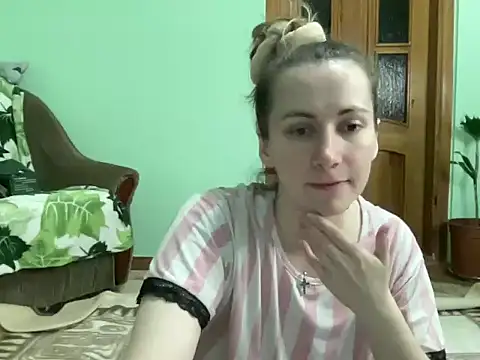 AngelTough20 online show from 10-12-25, 10:33