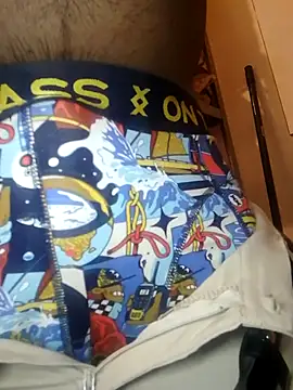 Snapshot of Sripandara1 chatting on 10-11-25, 03:46 Sripandara1 online show from 10-11-25, 03:46