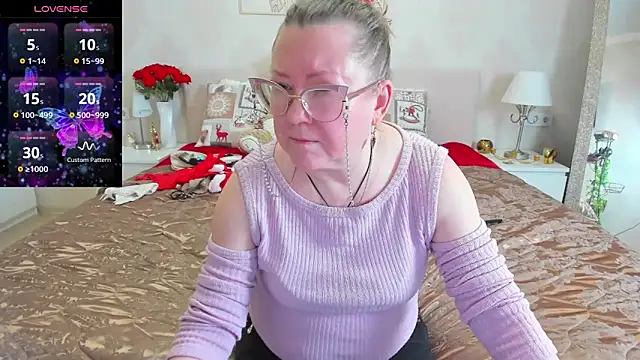 Snapshot of katysako chatting on 01-16-25, 09:51 katysako online show from 01-16-25, 09:51