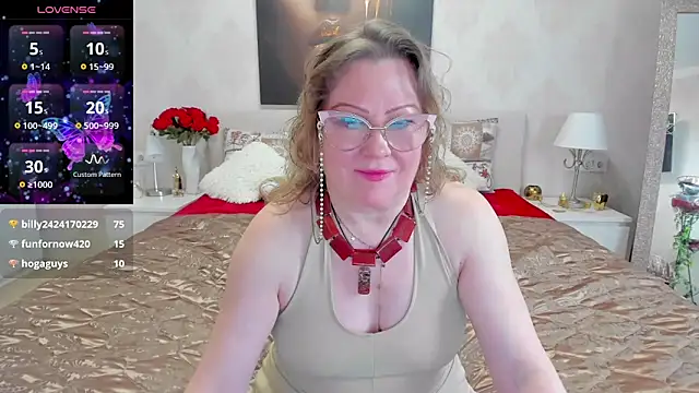 Snapshot of katysako chatting on 02-08-25, 02:15 katysako online show from 02-08-25, 02:15