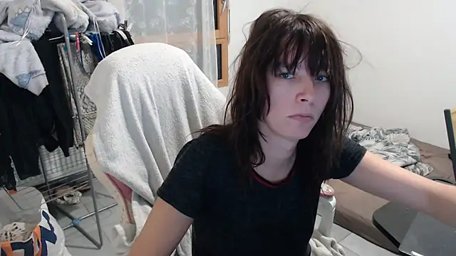 missthon0 online show from 09-25-25, 11:16