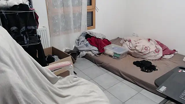 missthon0 online show from 11-10-25, 11:48