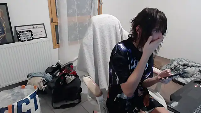 missthon0 online show from 09-22-25, 07:47