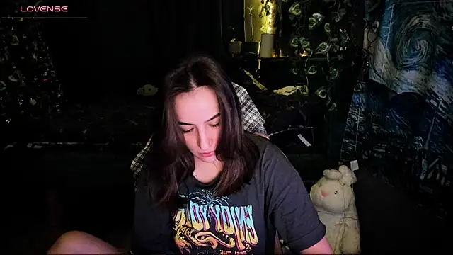 Snapshot of Selbi_Paine chatting on 12-12-24, 11:47 Selbi Paine online show from 12-12-24, 11:47