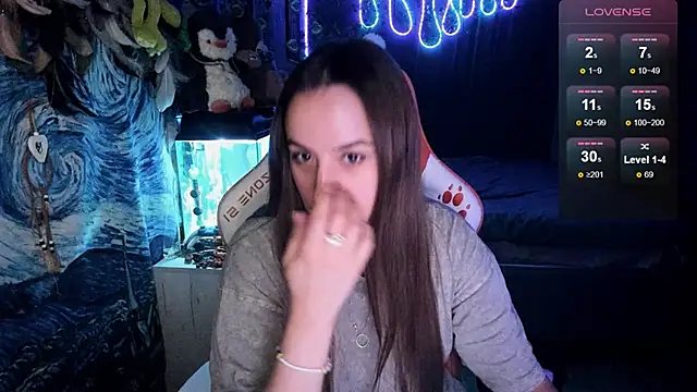 Selbi Paine online show from 05-30-26, 07:19