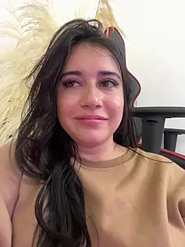 Snapshot of KallyMyller1 chatting on 02-02-25, 11:00 KallyMyller1 online show from 02-02-25, 11:00