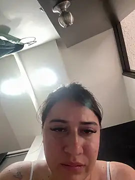 Snapshot of KallyMyller1 chatting on 02-06-25, 08:45 KallyMyller1 online show from 02-06-25, 08:45