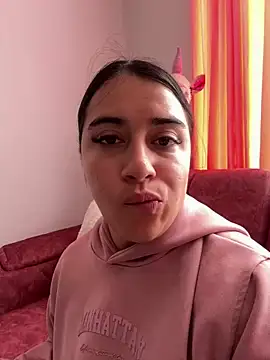 Snapshot of KallyMyller1 chatting on 02-25-25, 07:27 KallyMyller1 online show from 02-25-25, 07:27