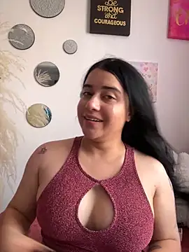 Snapshot of KallyMyller1 chatting on 10-02-25, 08:01 KallyMyller1 online show from 10-02-25, 08:01