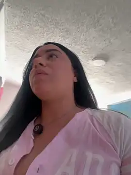 Snapshot of KallyMyller1 chatting on 11-04-25, 07:28 KallyMyller1 online show from 11-04-25, 07:28