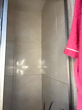 Snapshot of KallyMyller1 chatting on 09-12-25, 07:24 KallyMyller1 online show from 09-12-25, 07:24