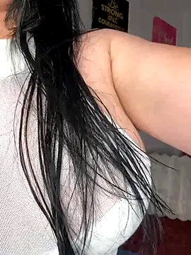 Snapshot of KallyMyller1 chatting on 09-25-25, 01:44 KallyMyller1 online show from 09-25-25, 01:44