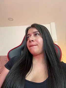 Snapshot of KallyMyller1 chatting on 03-09-25, 08:31 KallyMyller1 online show from 03-09-25, 08:31