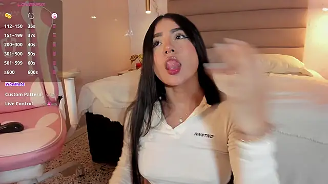 Mariana sweetest online show from 03-13-25, 11:05