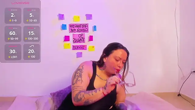 MiaYMolly online show from 03-19-26, 04:18