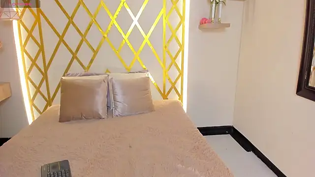 maryevans  online show from 01-17-26, 12:42