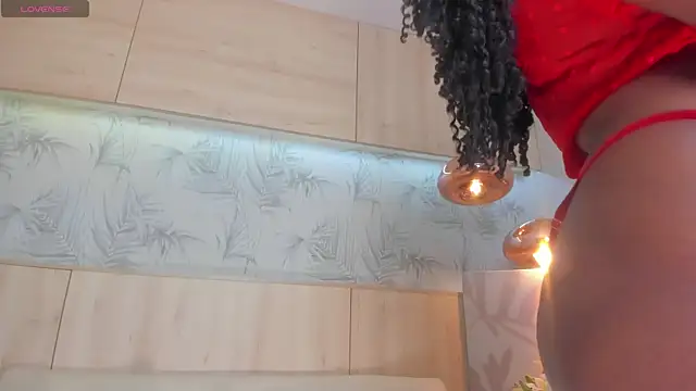 maryevans  online show from 10-21-25, 01:10