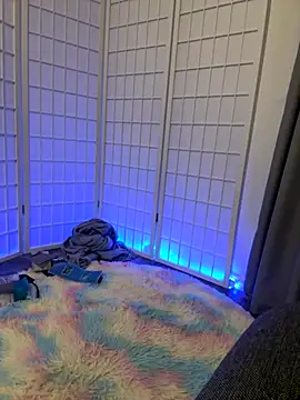 eleonoree online show from 11-07-25, 10:46