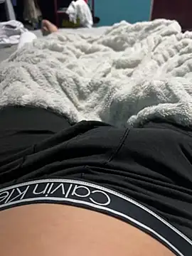 skynni 10 online show from 06-25-26, 07:02