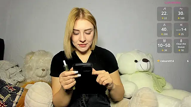 KindKristy online show from 10-17-25, 05:44