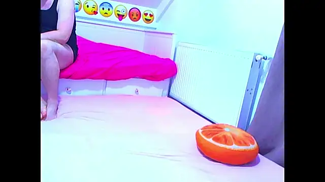 evehotty online show from 03-22-26, 08:10