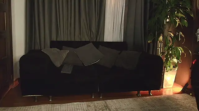 Aliciawonderxx online show from 06-10-26, 12:34
