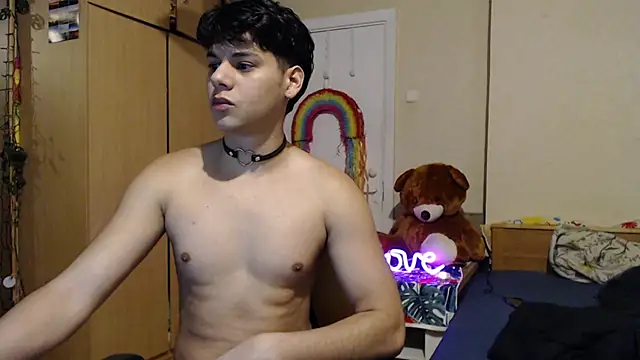 tomas boy20 online show from 11-18-25, 08:56