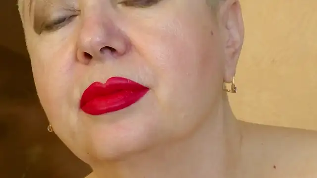 LadyPosh online show from 03-14-25, 04:43