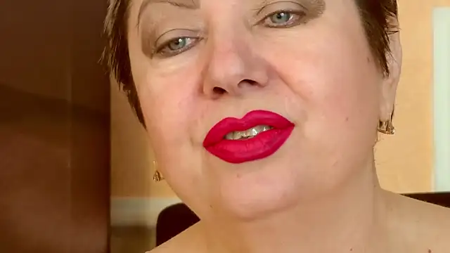 LadyPosh online show from 04-17-26, 12:57