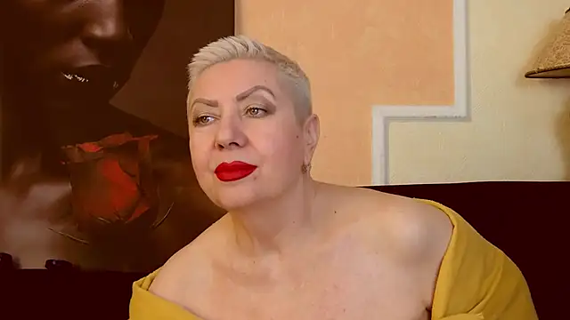 LadyPosh online show from 10-10-25, 09:37