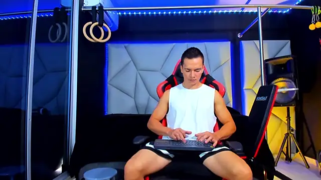 Aydenmiller96 online show from 05-30-26, 07:52