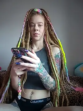 LucidLucy online show from 12-01-25, 01:56