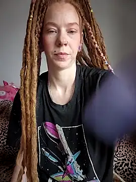 LucidLucy online show from 02-09-26, 03:32