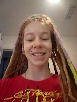 LucidLucy online show from 11-25-25, 02:28