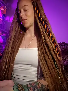 LucidLucy online show from 11-05-25, 03:42