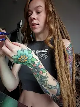 LucidLucy online show from 11-15-25, 02:32