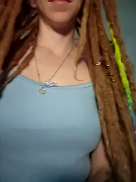 LucidLucy online show from 11-17-25, 07:40