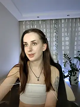 Snapshot of FranceskoJones chatting on 09-18-25, 05:05 FranceskoJones online show from 09-18-25, 05:05