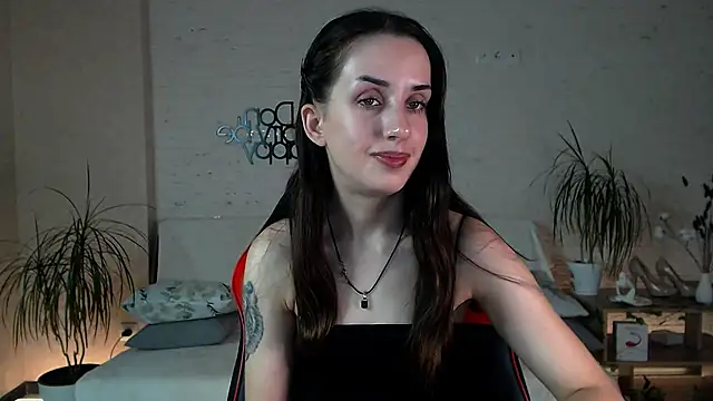 Snapshot of FranceskoJones chatting on 09-20-25, 04:23 FranceskoJones online show from 09-20-25, 04:23