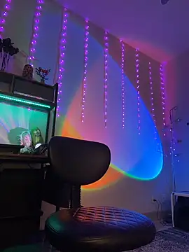 thebrattygoddess online show from 12-18-25, 06:01