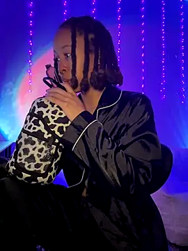 thebrattygoddess online show from 10-10-25, 09:10