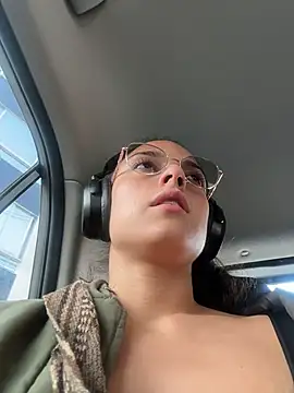 afroditaP  online show from 10-29-25, 09:47