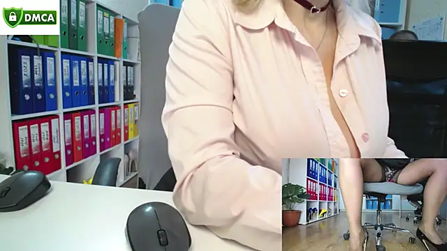 secret-office online show from 11-22-25, 06:12