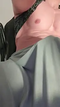 sexy fit guy on cam online show from 02-03-26, 12:21