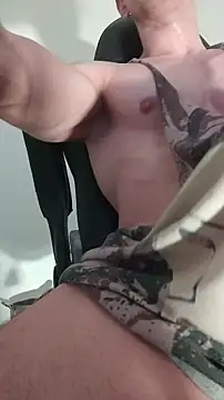 sexy fit guy on cam online show from 06-17-26, 04:50