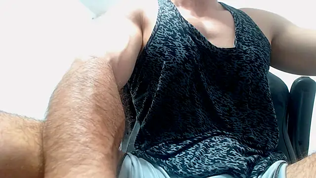 sexy fit guy on cam online show from 06-24-26, 09:08